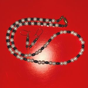 Necklace & ear ring set